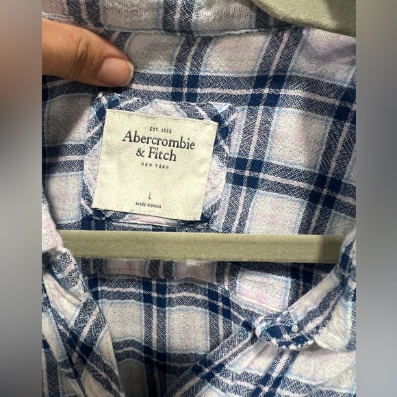 Top - Picture 4 of 4